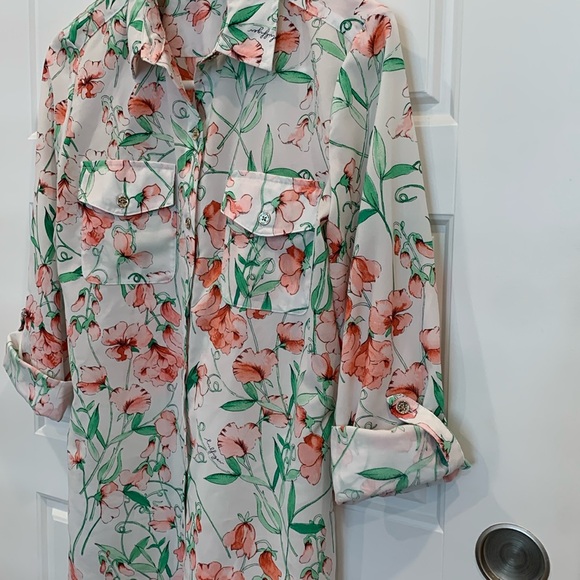 Tommy Hilfiger Women’s Floral Blouse - Picture 6 of 13